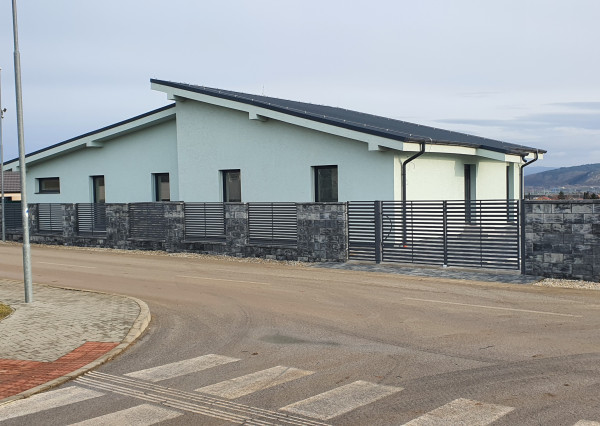 Na predaj 4i RD na Red OAK Lužianky (dvojdom) v štandarde